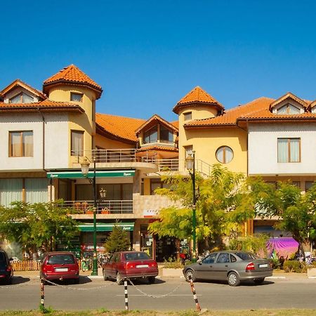 Hotel Queen Aydemir Exterior photo